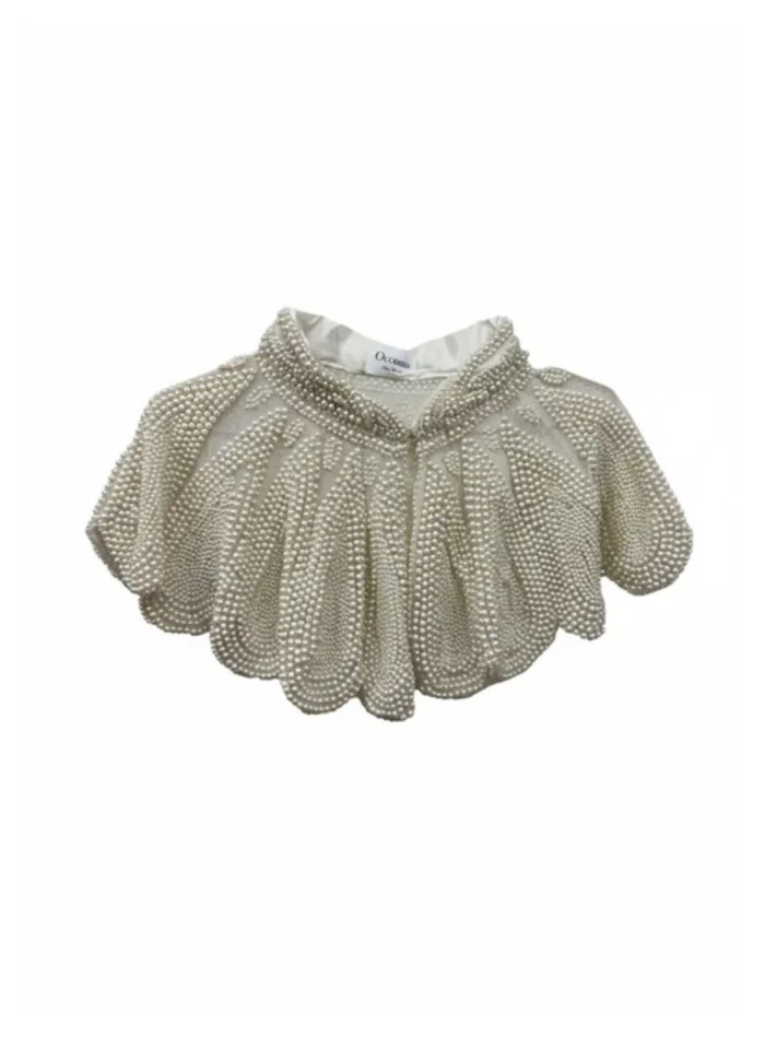 Cuello joya blanco con perlas y diseño estructurado para regalo