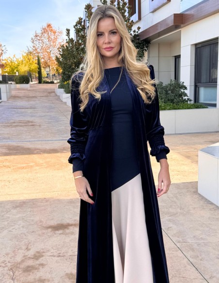Kimono de terciopelo para invitada en marino