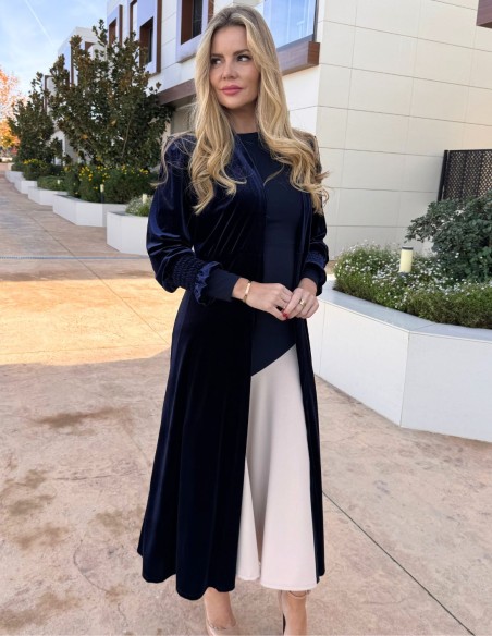 Velvet kimono for guest in navy