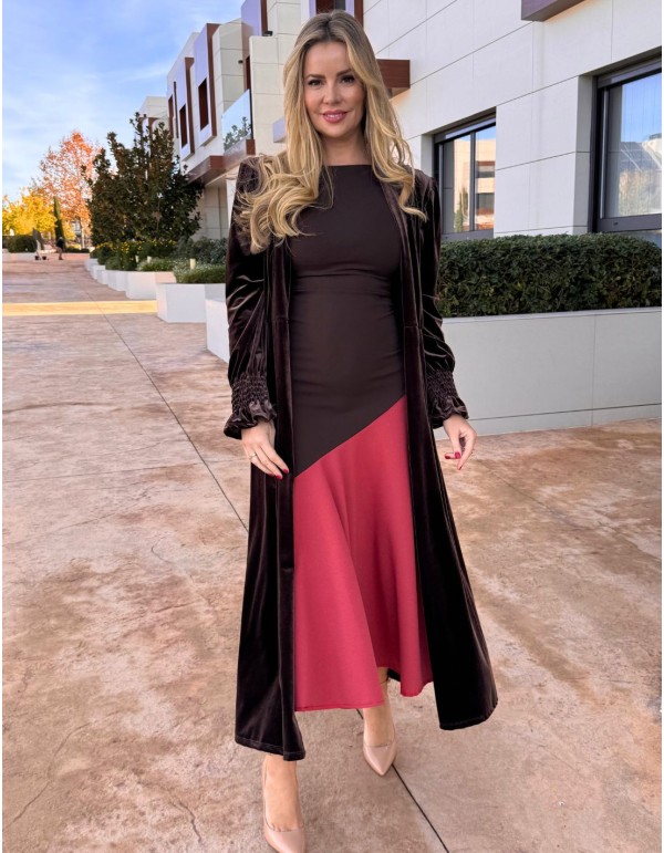 Kimono de terciopelo para invitada marrón 2