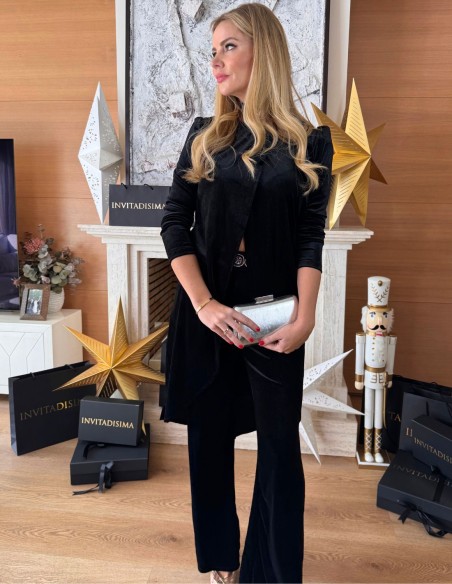 Conjunto de terciopelo negro con kaftan y pantalones palazzo