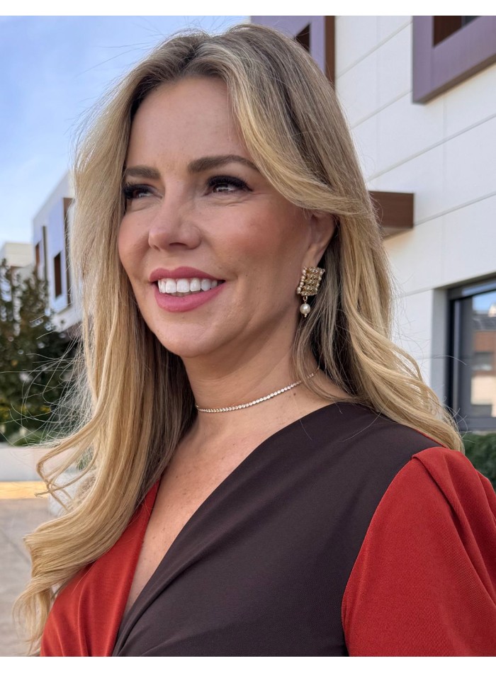 Party earrings with crystals and dangling pearls