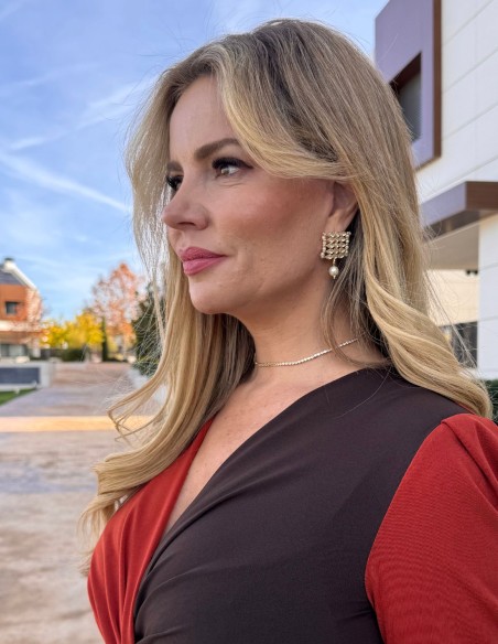 Party earrings with crystals and dangling pearls