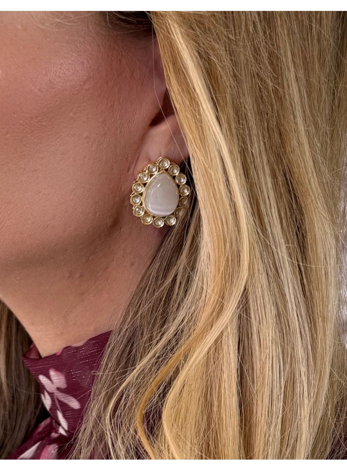 Mother-of-pearl stone with zirconia earrings