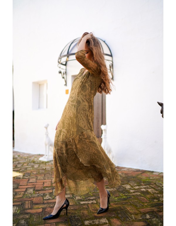 Vestido midi verde oliva con estampado barroco y volantes 2