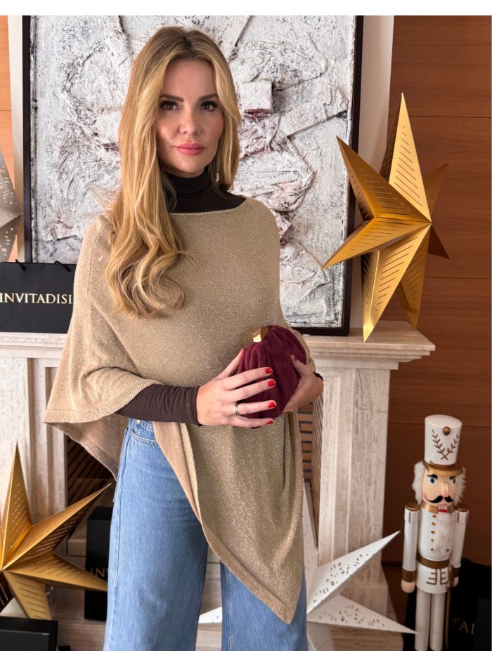 Golden poncho with glitter