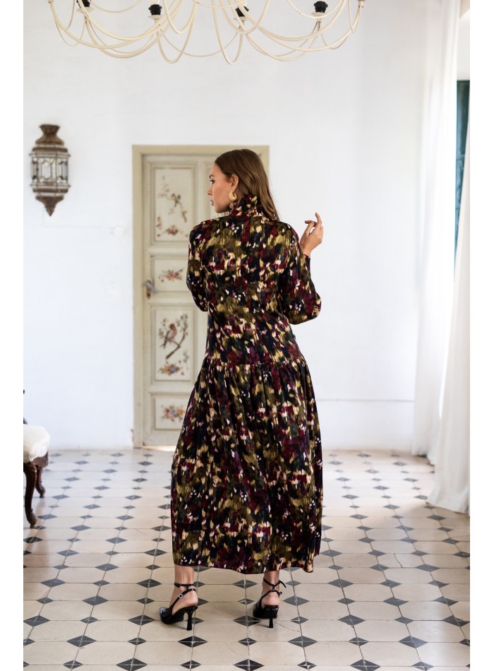 Printed midi dress with low hip and long sleeves