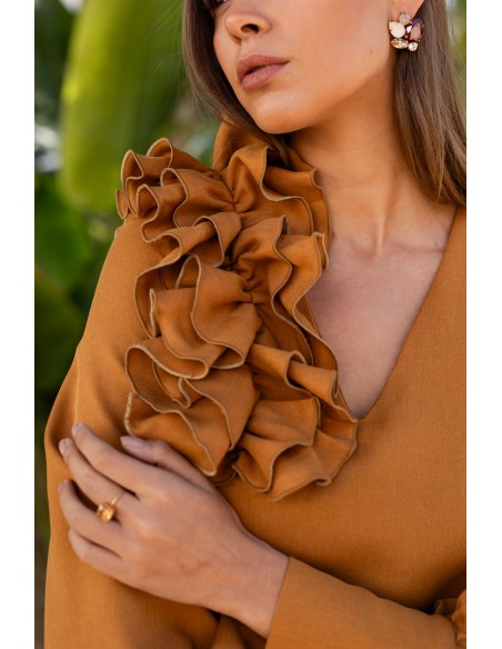 Robe midi à volants et manches longues bouffantes