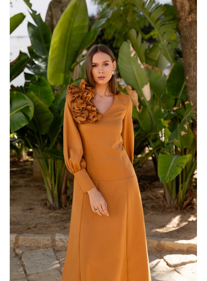 Midi dress with ruffle and long puffed sleeves