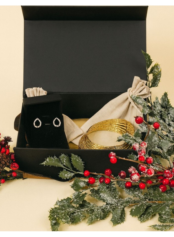 Caja de regalo 01. Choker + pendientes