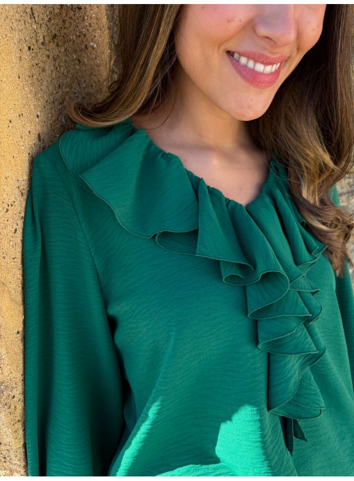 Blusa verde con volantes y manga larga fruncida para eventos