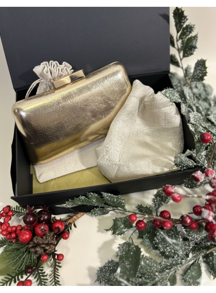 Caja de regalo 04. Clutch + chal