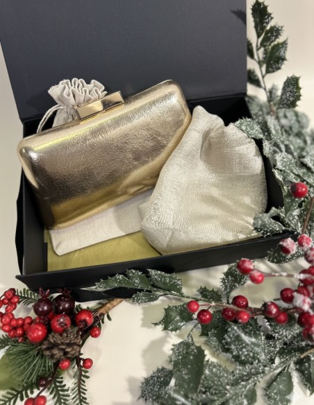 Gift box 04. Clutch + shawl