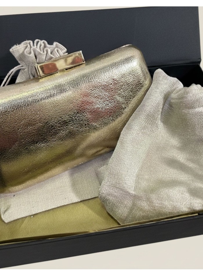 Gift box 04. Clutch + shawl