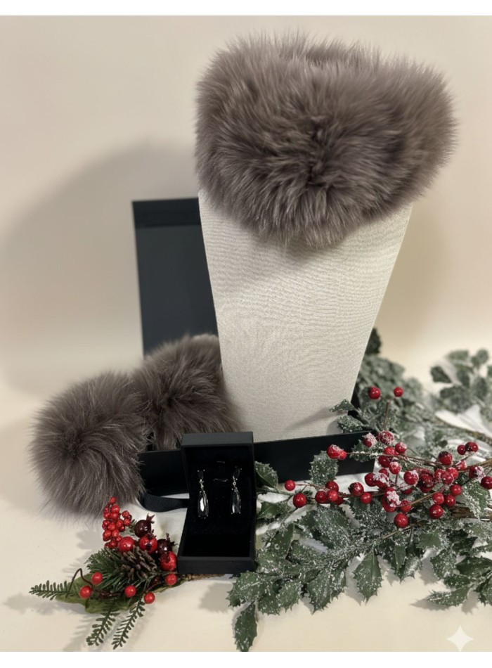 Boîte cadeau 05. Collier et manchettes +...