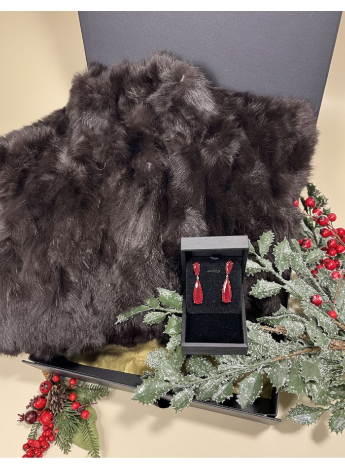 Gift box 06. Fur jacket + earrings