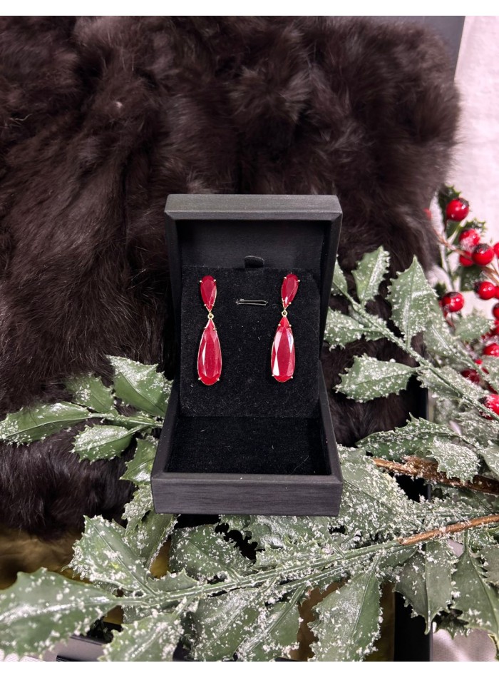 Gift box 06. Fur jacket + earrings