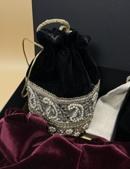 Gift box 08. Velvet kimono + bonbonnière + earrings