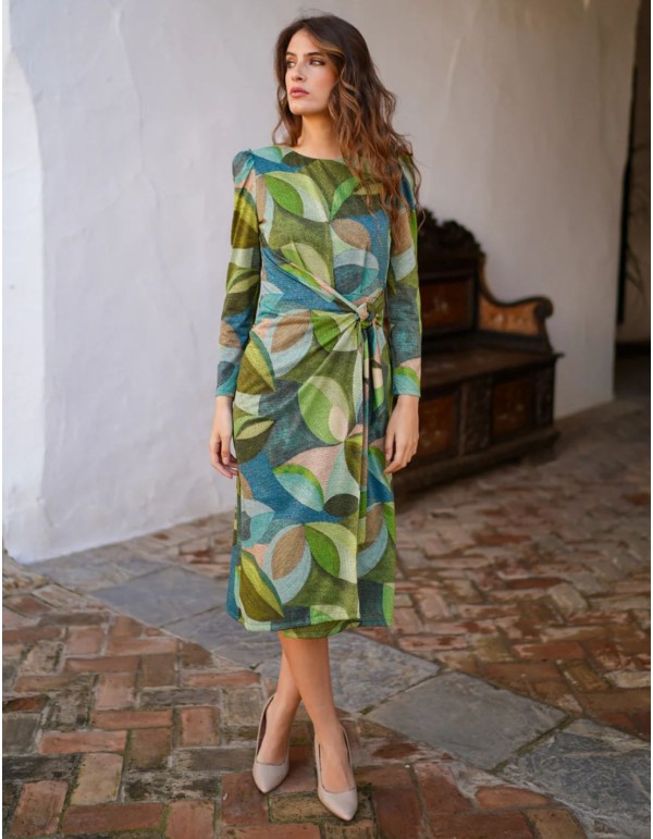 Vestido de cóctel verde con brillo y manga larga