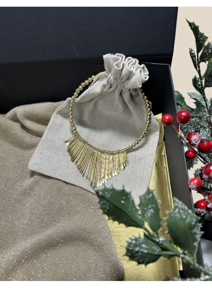 Gift box 09. Glitter poncho + choker