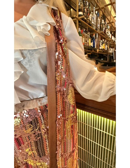 Gilet midi rose à paillettes avec biais en satin pour les fêtes