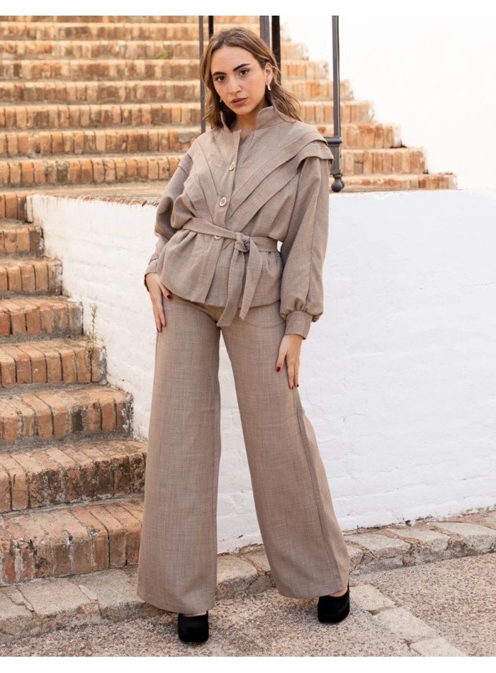 Flared design pants in beige