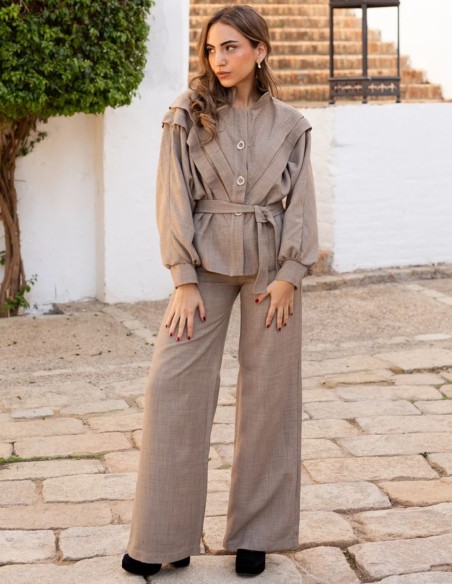 Pantalon évasé en beige
