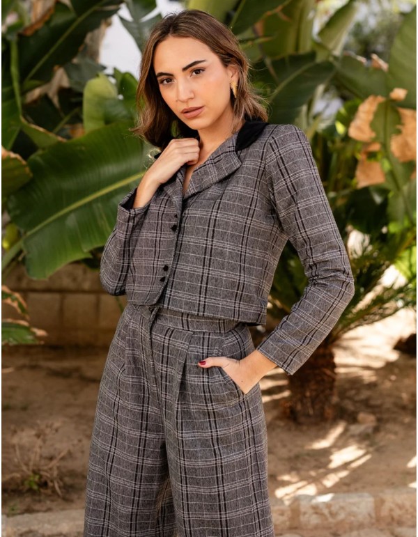 Grey and black checkered guest short jacket