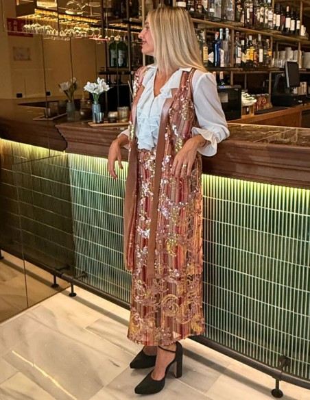 Gilet midi rose à paillettes avec biais en satin pour les fêtes