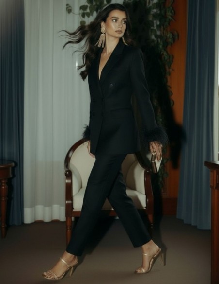 Structured oversized blazer with feather details