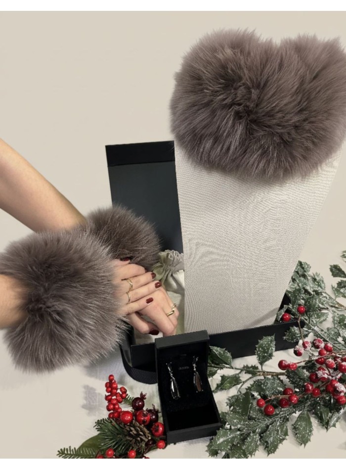 Caja de regalo 05. Cuello y puños + pendientes