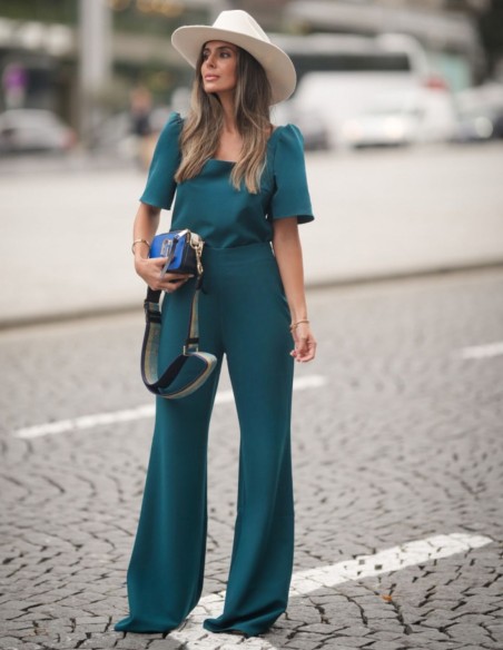 Pantalón verde de cintura alta y pierna ancha para eventos especiales