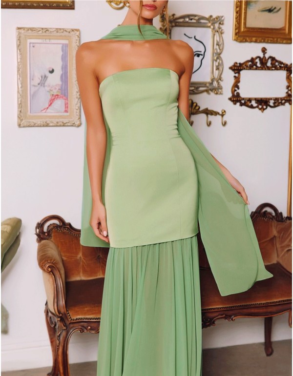 Robe de soirée longue sans bretelles avec jupe en...