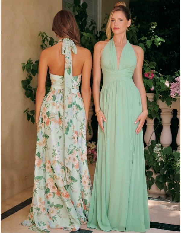 Vestido de invitada largo con escote halter y estampado floral 2