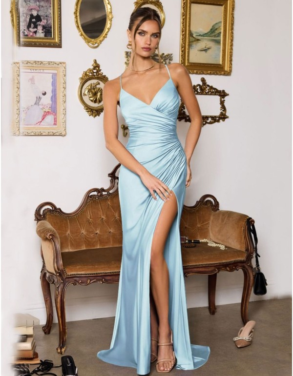 Vestido largo de fiesta para invitada con tirante fino y...