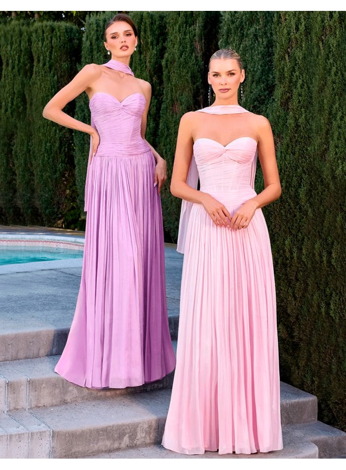 Strapless strapless long dress with sweetheart...