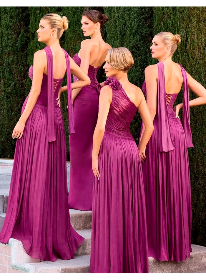 Robe longue sans bretelles avec décolleté en...