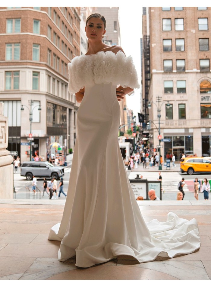 vestido de novia tardicional cpn Vestido de novia con cascada de tul plisado