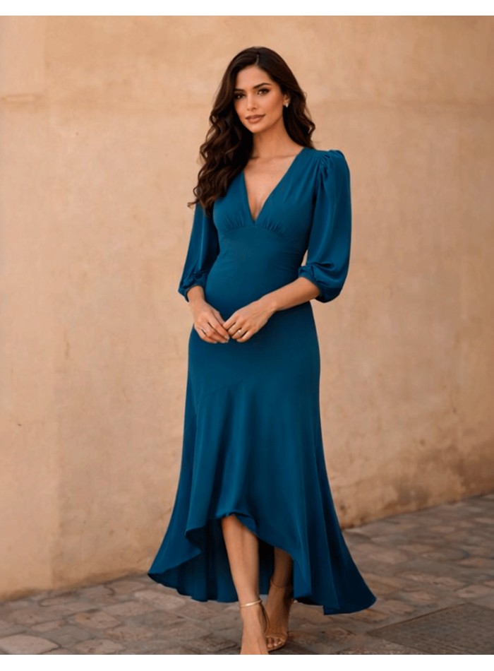 Robe midi asymétrique avec volants et manches