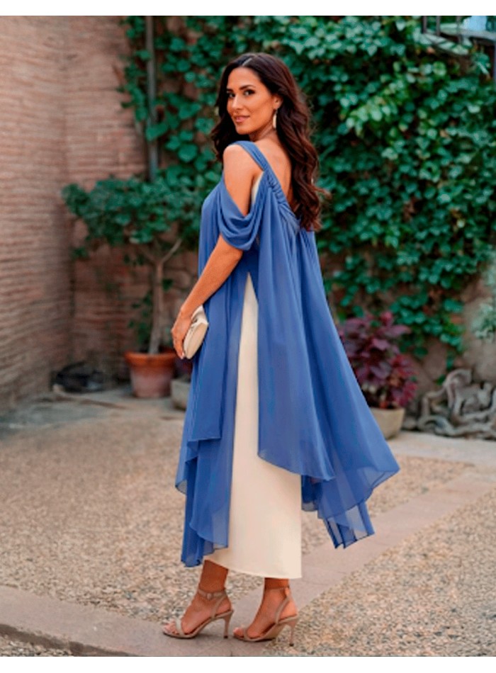 Vestido de invitada midi bicolor con escote asimétrico y capa de gasa