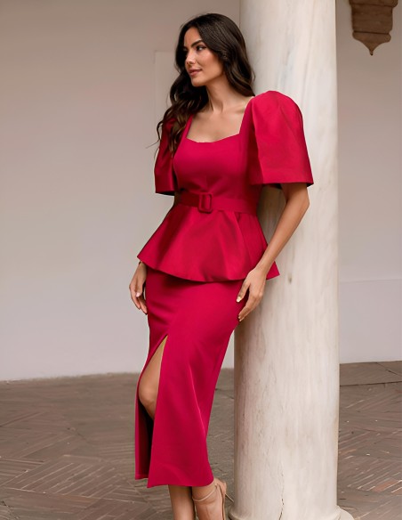 Robe de soirée midi avec manches bouffantes et péplum