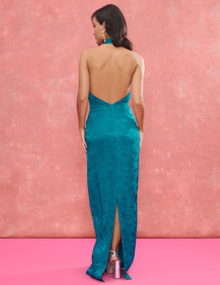 Vestido de invitada largo azul en tejido jacquard con escote halter