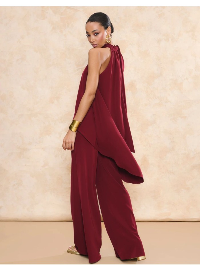 Pantalón de invitada de tiro alto con corte palazzo granate