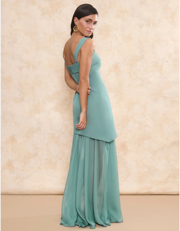 Vestido largo de invitada con falda asimétrica y gasa 2
