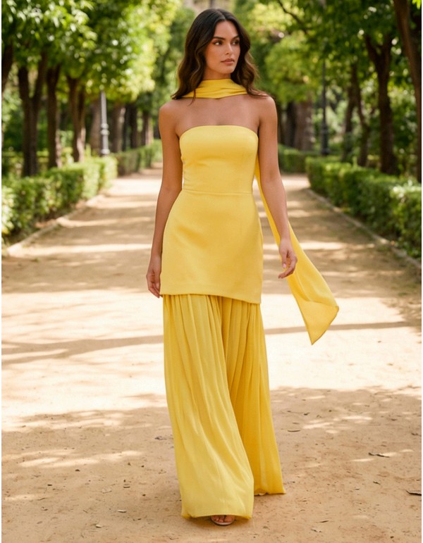 Robe de soirée longue à bretelles jaune pastel avec jupe... 2