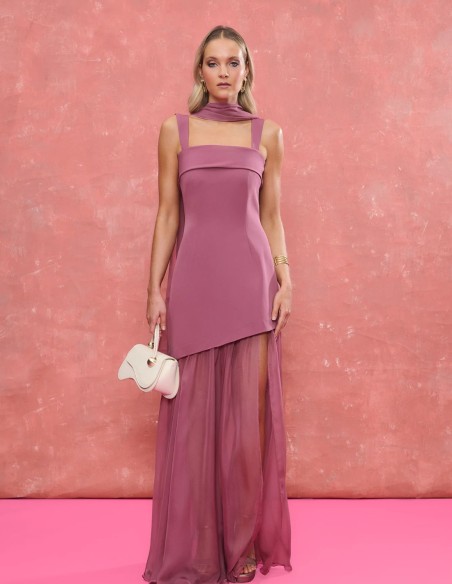 Robe d'invité longue mauve avec jupe asymétrique et gaze