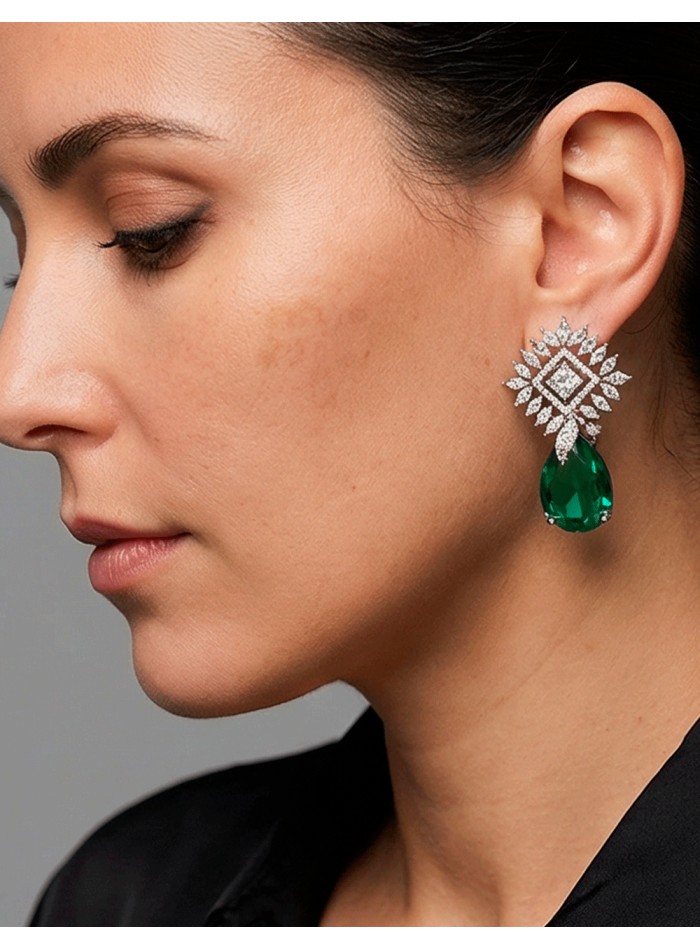 Pendientes Verde Esmeralda Artesanales con Cristales Naturales PARA INVITADA