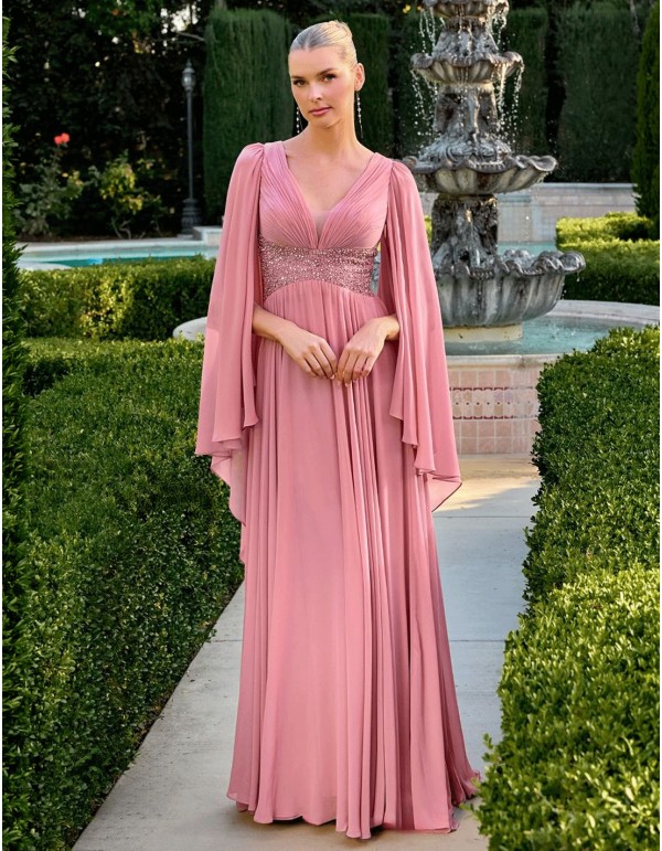 Vestido de invitada largo de gasa fluida con mangas capa