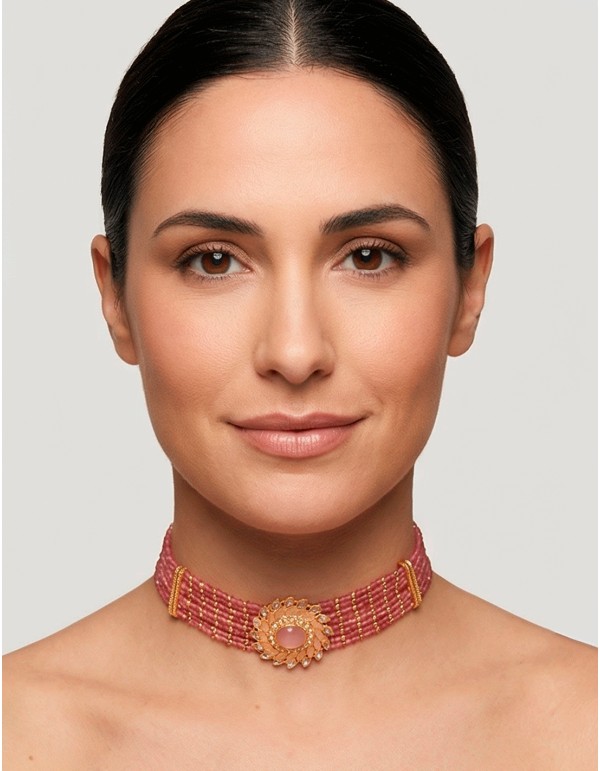 Choker Artesanal de Pedrería Rosa y Dorado con Broche Sol 2