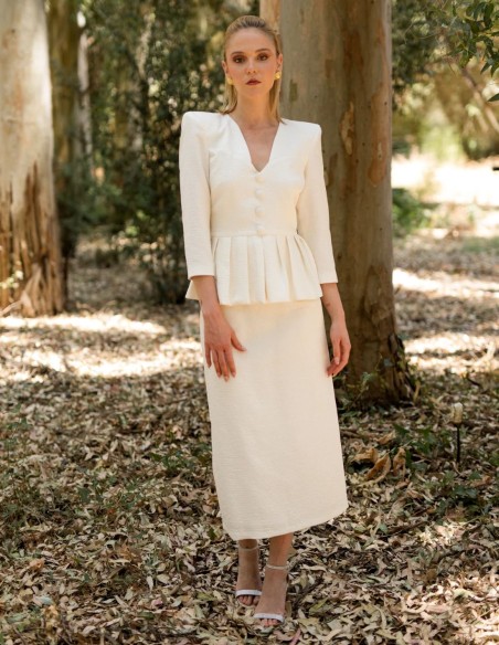 Conjunto dos piezas en tejido jacquard con hombreras marcadas